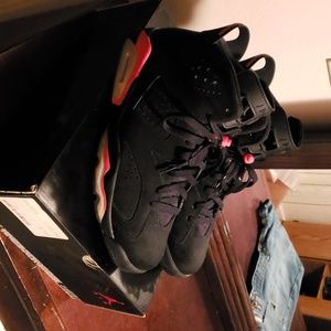 Air Jordan 6 (2014 retro infrared)